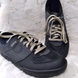 Shimano GR5 pedaling performance cycling lace up shoes, black/charcoal Size 10.5